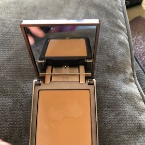 Urban decay finishing powder- baked medium color